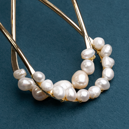 Dainty Freshwater Pearl Hair Stick/ Bun Holder