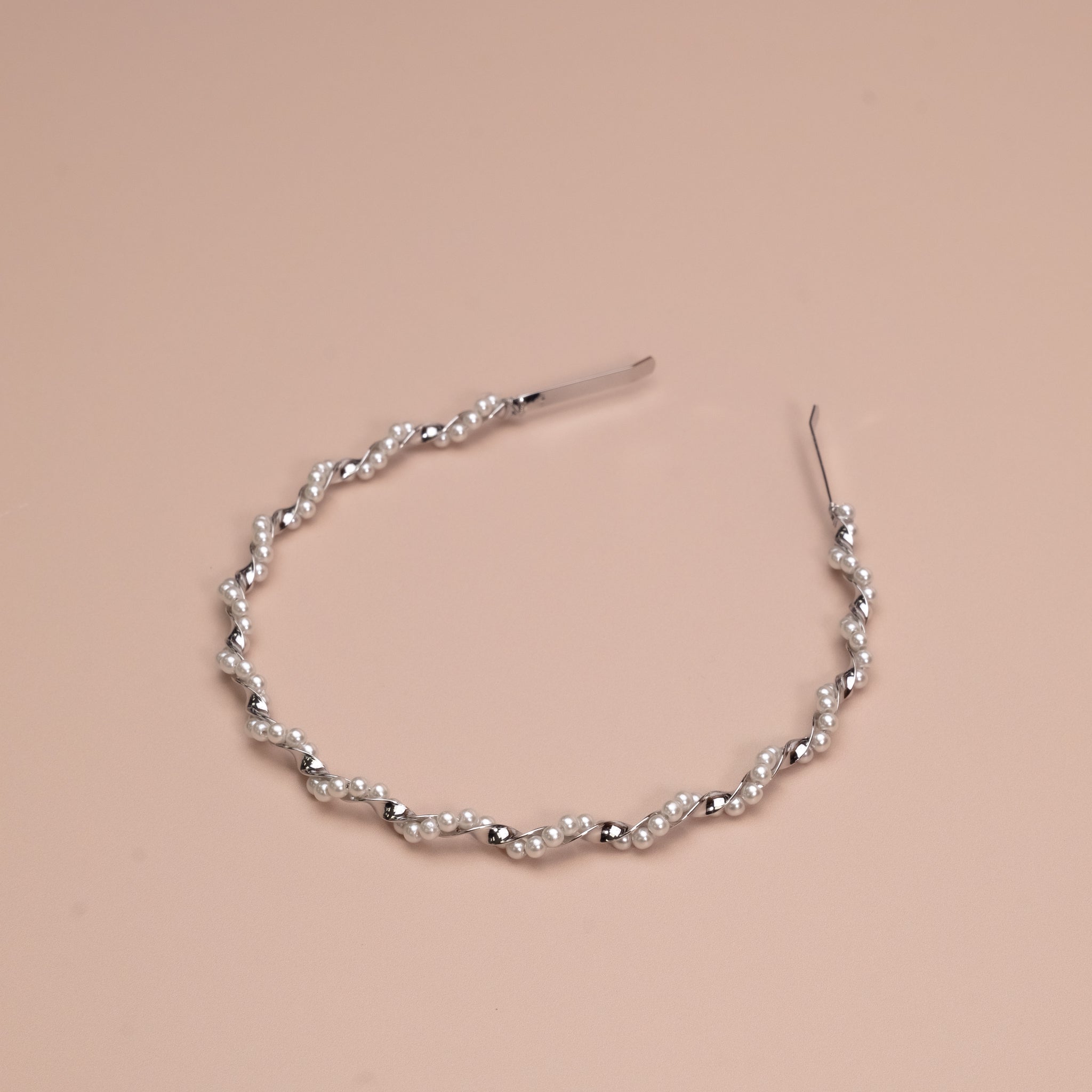 Minimalist Twisted Pearl headband