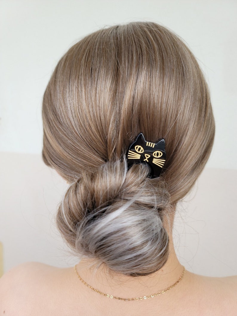 Minimalist Cat Hair Bun Holder